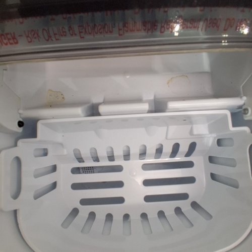 EUHOMY COUNTERTOP ICE MAKER MACHINE WITH HANDLE, BASKET AND SCOOP - MAKES 26LB/DAY - BLACK (MODEL: IM001-BBL-CAEH) image 4