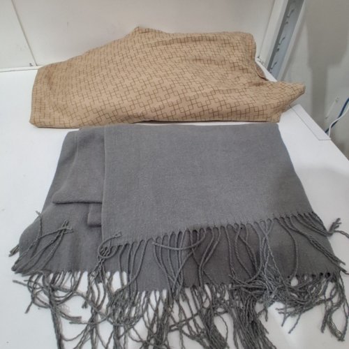 TEXTILE COUCH COVER - FITS STANDARD SOFAS OF 74" - 96" - BROWN/GREY image 4
