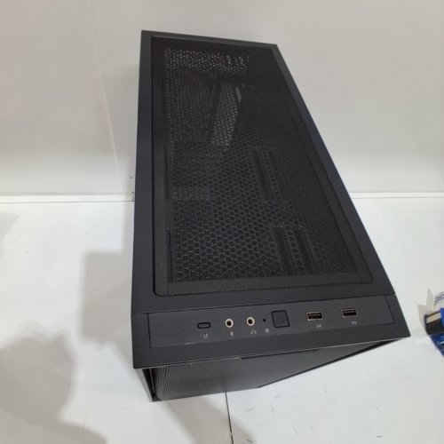 ASUS A21 MICRO-ATX COMPUTER CASE - POROUS FRONT-PANEL MESH, SUPPORTS GRAPHICS CARDS UP TO 380MM, 360MM COOLERS, & STANDARD ATX PSUS, COMPATIBLE WITH NEW BTF HIDDEN CONNECTOR TECHNOLOGY - BLACK (MODEL: A21) image 3