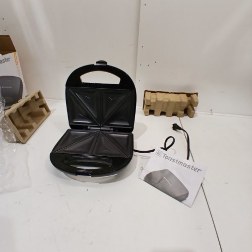 TOASTMASTER 2-SLICE SANDWICH MAKER, ELECTRIC GRILLED CHEESE MAKER - (MODEL: TM-20SWCN) image 3