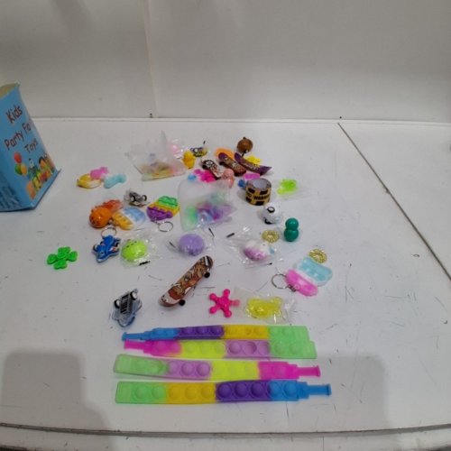 116 PC PARTY FAVORS FOR KIDS - MULTI COLOR image 2