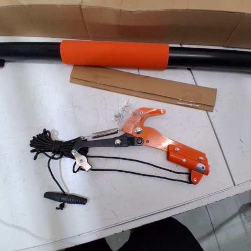 TELESCOPIC POLE SAW - 4.5FT TO 23.5FT - 14" BLADE - ORANGE/BLACK image 3