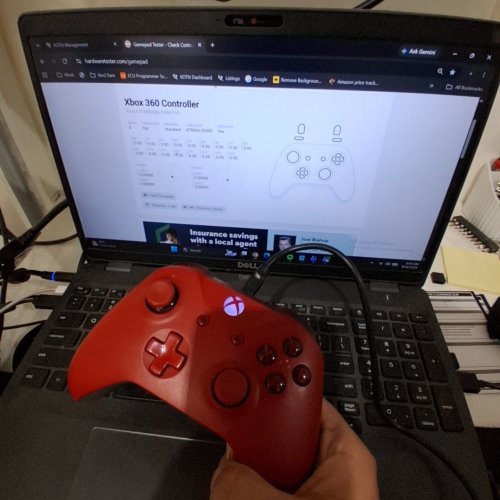 XBOX ONE CONTROLLER - RED image 2