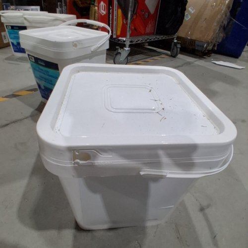 POOL GUARDIAN STABILIZED CHLORINATING POOL GRANULES - 18KG - (MODEL-1988543) image 3