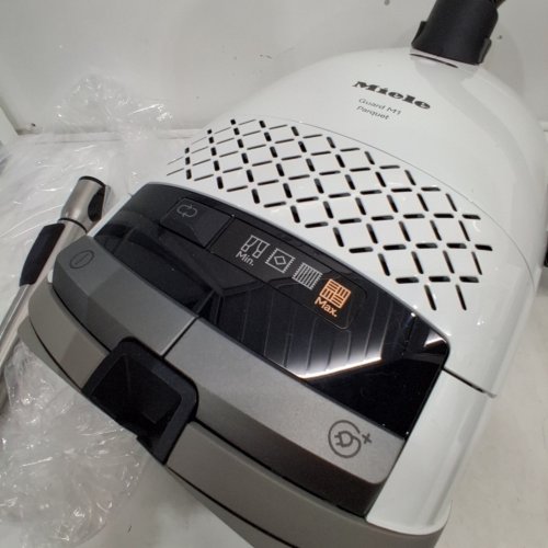 MIELE GUARD M1 PARQUET XL BAGGED CANISTER VACUUM CLEANER - WHITE (MODEL: SVTE0) image 2