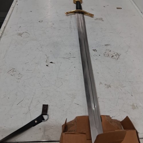 MEDIEVAL COLLECTIBLES STAINLESS STEEL TEMPLARS WAR SWORD WITH LEATHER SHEATH - 41" (MODEL: 910951) image 5
