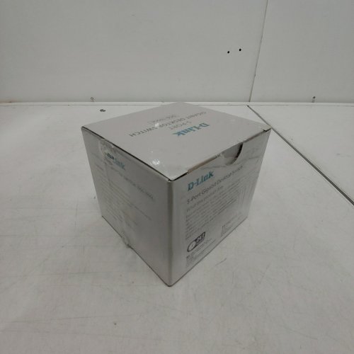 D-LINK 5 PORT GIGABIT ETHERNET UNMANAGED METAL DESKTOP SWITCH - BLACK (MODEL : DGS-105GL) image 3