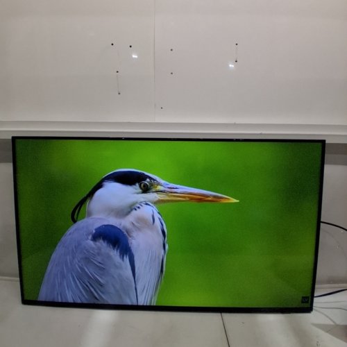 SAMSUNG CRYSTAL UHD U8000H 4K VISION SMART TV TELEVISION - 43" - BLACK (MODEL: UN43U8000HFXZC) image 3