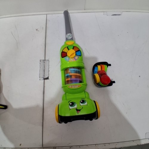 LEAPFROG PICK UP AND COUNT VACUUM - GREEN (MODEL: 80-611000) image 3