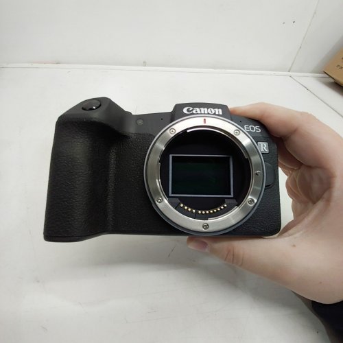 CANON EOS RP FULL-FRAME MIRRORLESS INTERCHANGEABLE LENS CAMERA BUNDLE WITH BAG/BATTERY & RF24-105MM LENS F4-7.1 image 3