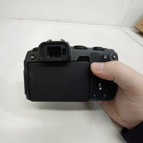 CANON EOS RP FULL-FRAME MIRRORLESS INTERCHANGEABLE LENS CAMERA BUNDLE WITH BAG/BATTERY & RF24-105MM LENS F4-7.1 image 4
