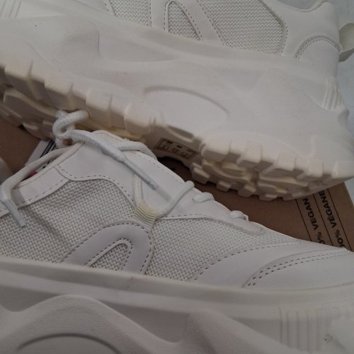 CALL IT SPRING MAJORRR CHUNKY SOLE SNEAKER - SIZE 6.5 - WHITE image 4