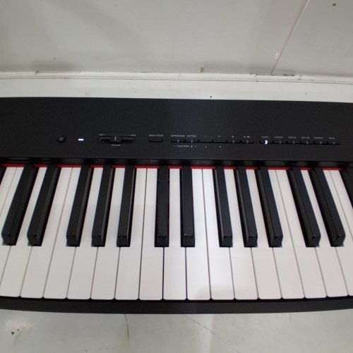 YAMAHA 88-KEY WEIGHTED ACTION DIGITAL PIANO - BLACK (MODEL: P-225B) image 2