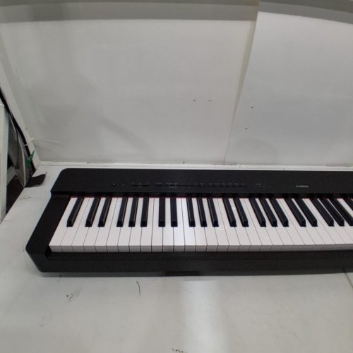 YAMAHA 88-KEY WEIGHTED ACTION DIGITAL PIANO - BLACK (MODEL: P-225B) image 6