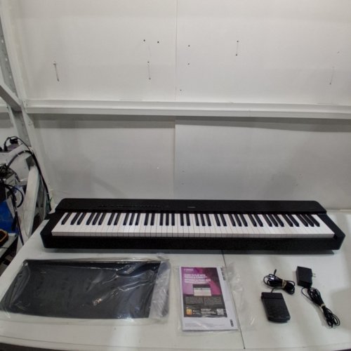 YAMAHA 88-KEY WEIGHTED ACTION DIGITAL PIANO - BLACK (MODEL: P-225B) image 11