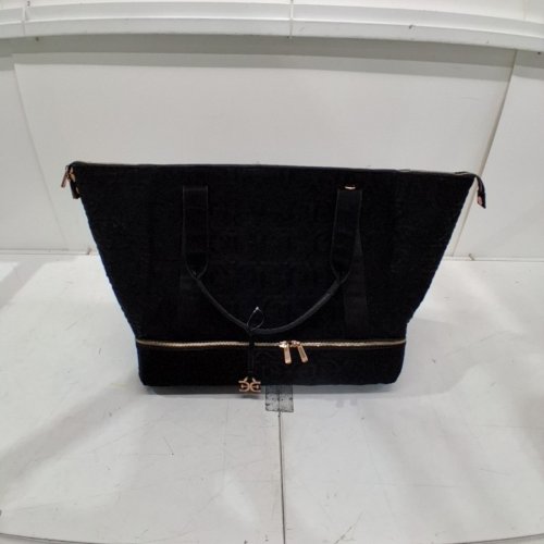 SAM EDLEMAN WEEKENDER DUFFLE BAG - 18" X 9" X 13.5" - BLACK/GOLD image 3