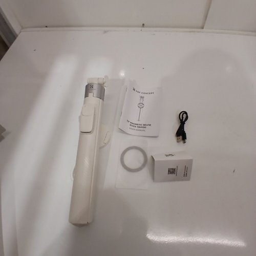 K&F CONCEPT SELFIE STICK AND TRIPOD WITH 360 ROTATION - 72'' - WHITE (MODEL : KF15.0001V1) image 2