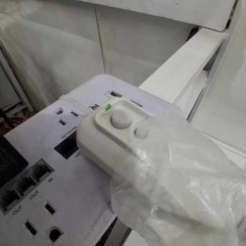 GE APPLIANCE MECHANICAL WINDOW AIR CONDITIONER FOR SMALL ROOMS- 5000BTU - WHITE ( MODEL - AHV05LZ) image 3