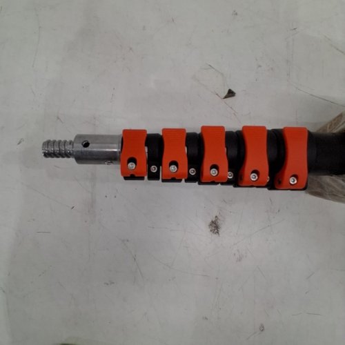 2PC EXTENDABLE MANUAL POLE SAW WITH FLIP & SCREW DUAL LOCK - 5FT - 24FT - BLACK/ORANGE (MODEL: T7212) image 6