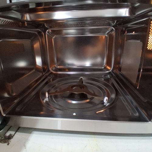 BLACK+DECKER 5-IN-1 MICROWAVE OVEN WITH AIR FRY- BLACK (MODEL: ES9P032NA-CA) image 5