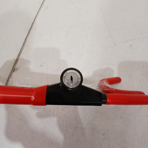 THE CLUB 1000 ORIGINAL CLUB STEERING WHEEL LOCK - RED image 4