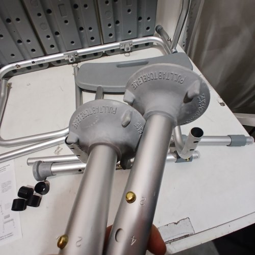 MEDLINE GUARDIAN BATHTUB TRANSFER BENCH WITH BACK SUPPORT & SUCTION FEET - MAX 400LBS - GREY (MODEL: G3-100KBX1) image 3