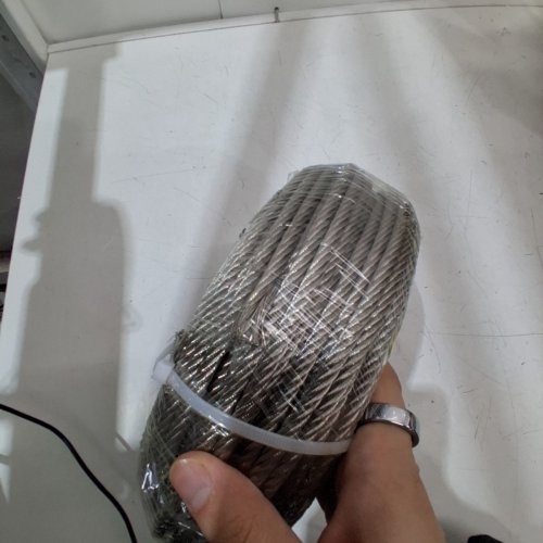 STAINLESS STEEL WIRE ROPE - 1/4" - APPROX. 50FT - SILVER image 3