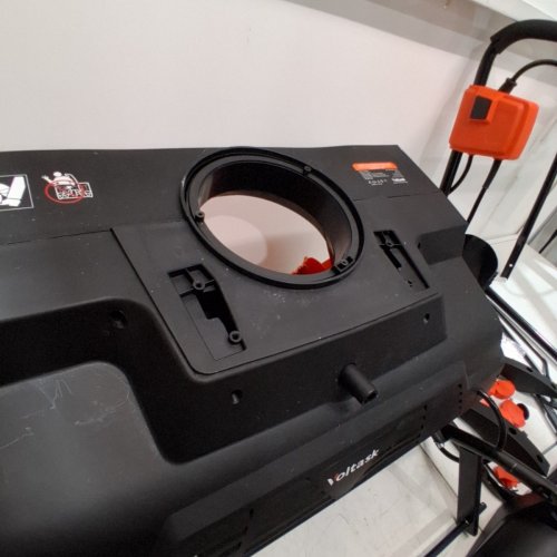 VOLTASK CORDED ELECTRIC SNOW BLOWER WITH DUAL LED HEADLIGHTS - 23" X 13" CLEARING PATH - 3300RPM - BLACK/ORANGE (MODEL: SPEG05/ESB001-230) image 5