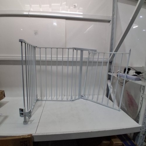 REGALO 2-IN-1 SUPER WIDE ADJUSTABLE BABY GATE & PLAY YARD WITH WALL MOUNTS - 28" X 130" - WHITE (MODEL: 1340 DS) image 3