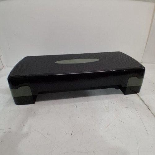 AMAZON BASICS AEROBIC EXERCISE STEP PLATFORM - BLACK\GREY image 2