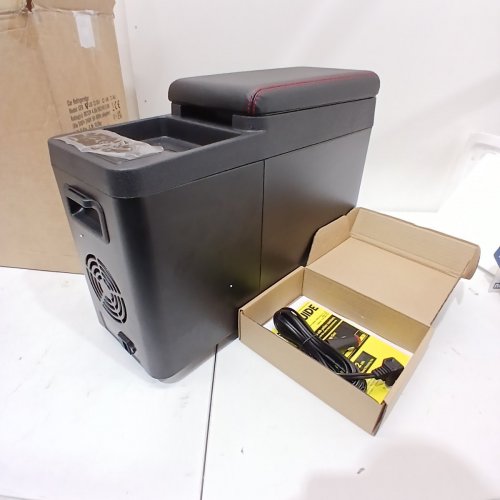 VEVOR CAR ARMREST REFRIGERATOR FRIDGE 12V - 8L S12/24V DC/100-240V AC COMPRESSOR - BLACK - (MODEL: CF8) image 3