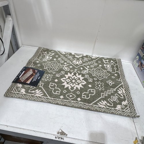 SADIE ACCENT NON-SLIP MAT -45" X 30" - GREEN/CREAM (MODEL: 1992776) image 2