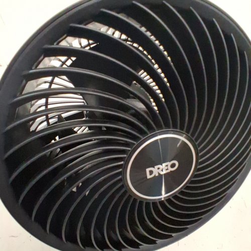 DREO PORTABLE TABLE TOP AIR CIRCULATOR FAN - 9" ROUND - 70FT TONG FLOW - 28DB LOW NOISE - 3 SPEED - 120° ADJUSTABLE TILT - BLACK (MODEL: DR-HAF002) image 2