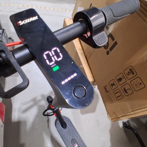 ISCOOTER FOLDING ELECTRIC SCOOTER WITH DUAL SHOCKS AND 8.5" INFLATABLE TIRES, 28KM/H, 20KM RANGE - BLACK/RED - (MODEL: I8) image 2