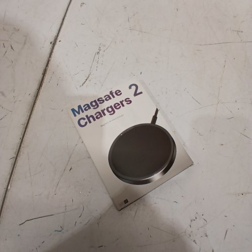 2PK MAGEASE MAGNETIC WIRELESS CHARGERS - COMPATIBLE WITH MAGSAFE - 15W MAX - WHITE/SILVER image 5