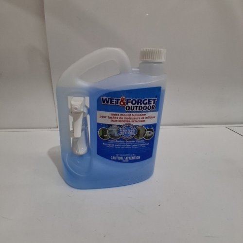 WET & FORGET OUTDOOR CLEANER FOR MOSS, MOLD & MILDEW - 1.9L image 2