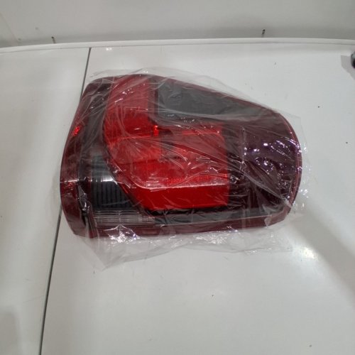 FORD REAR TAIL LIGHT ASSEMBLY - RED AND BLACK (ITEM: RL34-13404) image 4
