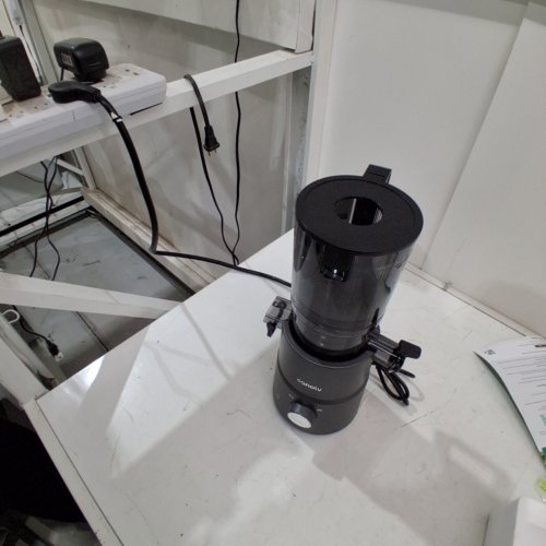 CANOLY SLOW MASTICATING COLD PRESS JUICER - 60OZ, 350W, 110 TO 120V - BLACK/GREY - (MODEL: C03) image 2