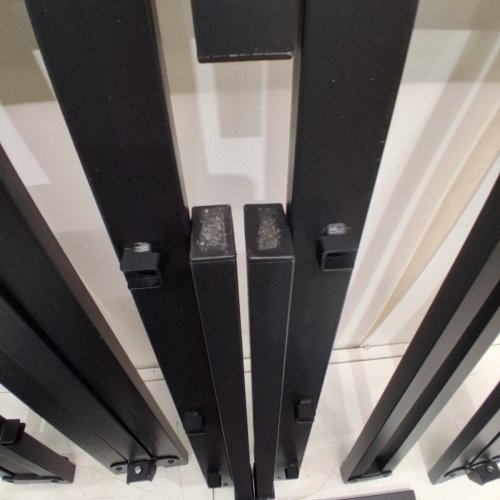 HEAVY DUTY METAL PLATFORM QUEEN BED FRAME - 18" - BLACK - (MODEL: TB3504-18) image 4