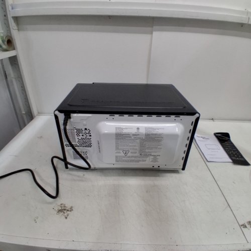 HAMILTON BEACH COUNTERTOP MICROWAVE OVEN - 0.9 CU. FT. - 900W - BLACK (MODEL: HBCMPG09S1-L2) image 5