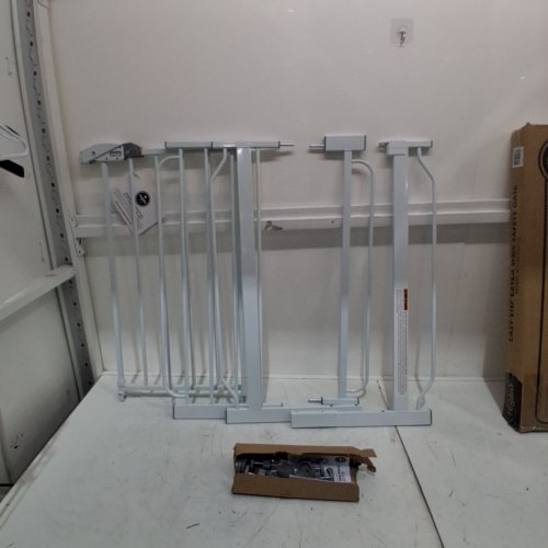 REGALO EASY STEP EXTRA WIDE BABY GATE - 30" X 29"-49" - WHITE (MODEL: 1164 EW DS) image 2