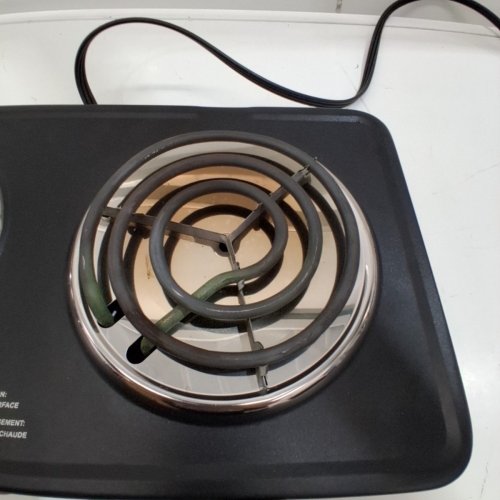 SALTON PORTABLE ELECTRIC HOT PLATE DOUBLE BURNER COOKTOP - 1800W - BLACK (MODEL: HP1941) image 4