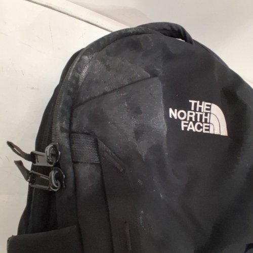 THE NORTH FACE VAULT EVERYDAY LAPTOP BACKPACK - 28L CAPACITY - BLACK image 3