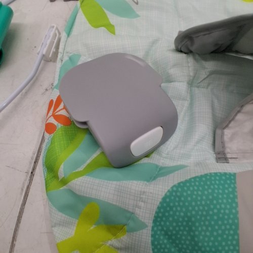 BABY BRIGHT STARTS NO SLIP BOUNCER SOOTHING VIBRATIONS INFANT SEAT - RAINFOREST VIBES - MULTICOLOUR - (MODEL: 12227-ES) image 2
