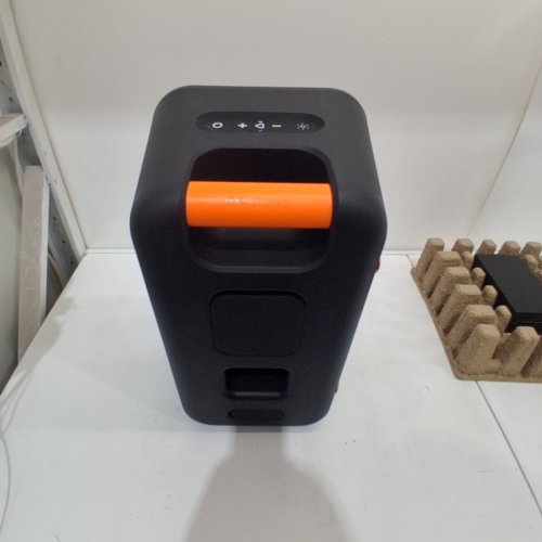SKULLCANDY STOMP XL WIRELESS BLUETOOTH PARTY SPEAKER - INTEGRATED CARRY HANDLE​, IPX5 WATER RESISTANCE, 12-HOUR BATTERY LIFE - BLACK ORANGE (MODEL:2SKSK1851/4449801) image 7