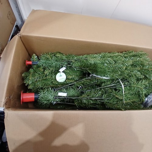 NATIONAL TREE COMPANY ARTIFICIAL DUNHILL FIR CHRISTMAS TREE WITH STAND - 6FT 6" X 3FT 8" - GREEN (MODEL: B00486EX3M ) image 4