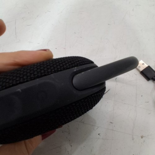 JBL CLIP 5 - ULTRA-PORTABLE WATERPROOF BLUETOOTH SPEAKER, V5.3 - BLACK (MODEL: JBLCLIP5BLKAM) image 5