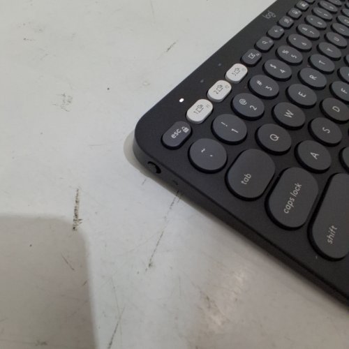 LOGITECH PEBBLE KEYS 2 K380S MULTI-DEVICE BLUETOOTH WIRELESS KEYBOARD WITH CUSTOMIZABLE SHORTCUTS, SLIM AND PORTABLE, EASY-SWITCH FOR WINDOWS, MACOS, IPADOS, ANDROID, CHROME OS - TONAL GRAPITE (MODEL: ‎YR0091) image 2