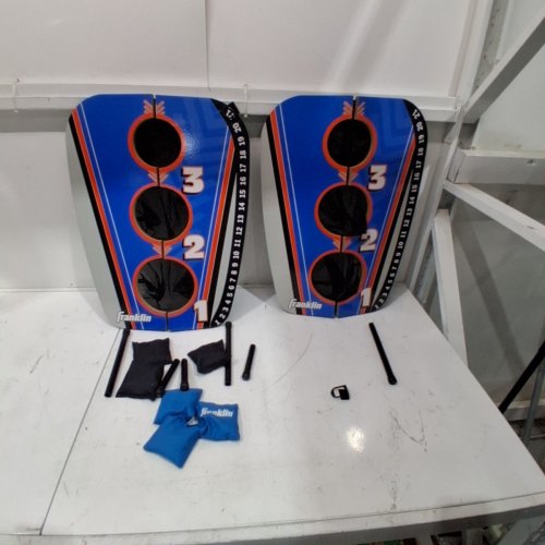 FRANKLIN SPORTS 3-HOLE BEAN BAG TOSS GAME WITH CARRY CASE, 2-4 PEOPLE image 2