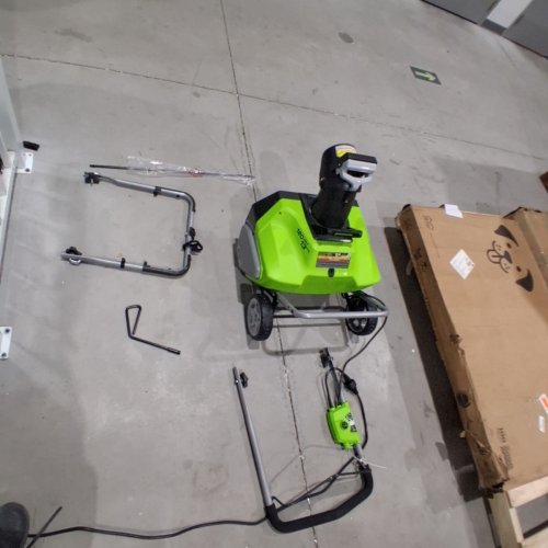 GREENWORKS CORDED ELECTRIC SNOW BLOWER THROWER WITH 180° ADJUSTABLE CHUTE - 13AMP - 20” PATH - GREEN (MODEL: GWSN20130) image 3